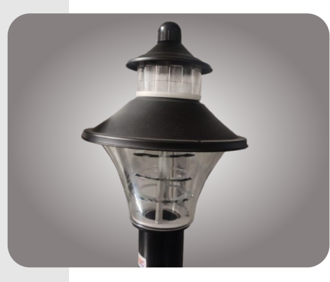 Frosted Acorn Gate Lantern